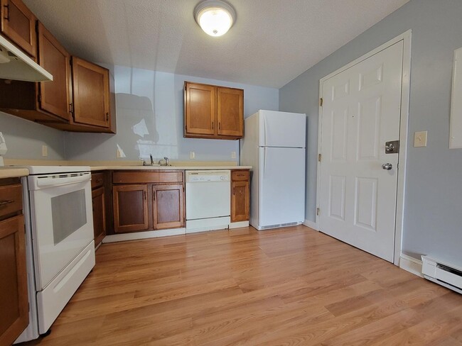 185 Loudon Rd in Concord, NH - Building Photo - Building Photo