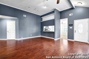 8615 Timber Lodge in San Antonio, TX - Building Photo - Building Photo