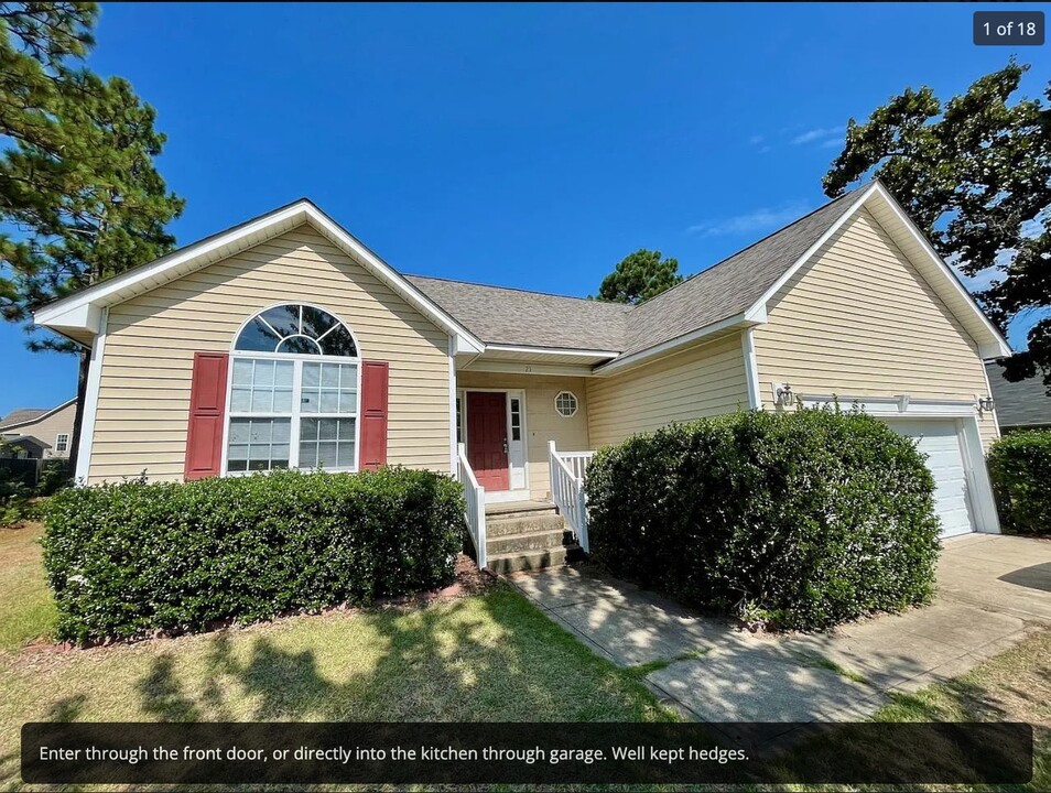 21 English Oak Dr in Bunnlevel, NC - Building Photo