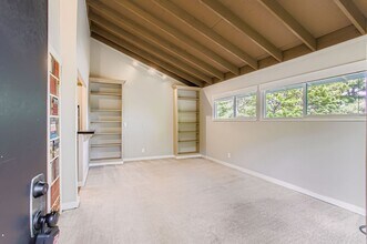 7514 SW Barnes Rd in Portland, OR - Building Photo - Building Photo