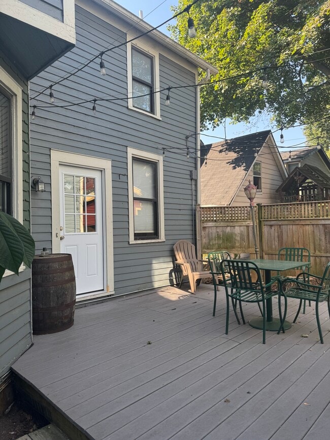 property at 3405 Woodbine