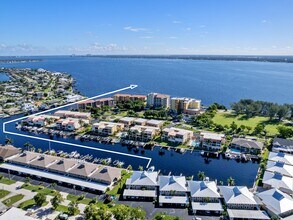 4105 SE 19th Pl, Unit 201 in Cape Coral, FL - Building Photo - Building Photo