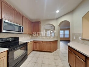 629 Nemitz St in Crowley, TX - Building Photo - Building Photo