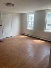 31 Hanover St in Fall River, MA - Building Photo - Building Photo