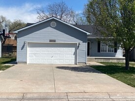 2316 Heizer St in Great Bend, KS - Building Photo