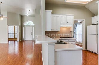 3940 Stockton Ln in Dallas, TX - Building Photo - Building Photo