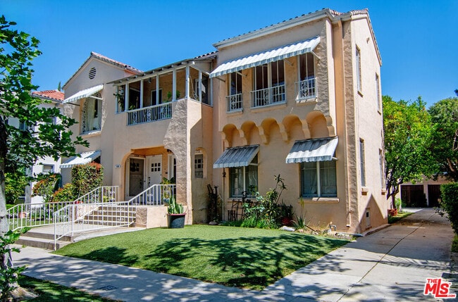 170 1/2 S Sycamore Ave in Los Angeles, CA - Building Photo - Building Photo