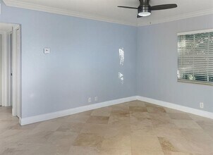 51 NE 24th St in Wilton Manors, FL - Building Photo - Building Photo