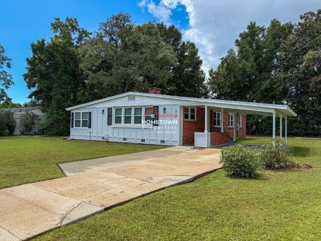 property at 1815 Hallmark Dr