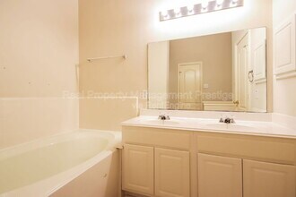 4522 Marquis Ave in Baytown, TX - Building Photo - Building Photo
