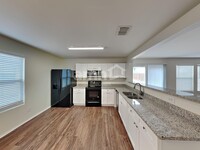 9931 Kent Forest in San Antonio, TX - Building Photo - Building Photo