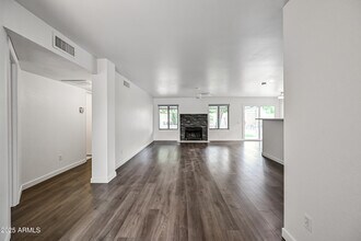 3334 W Monona Dr in Phoenix, AZ - Building Photo - Building Photo