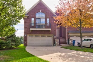 45898 Grant Ct in Macomb, MI - Building Photo