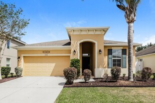 1848 Skyview Dr in Auburndale, FL - Building Photo