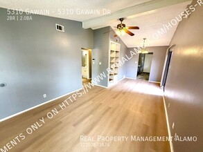 5310 Gawain Dr in San Antonio, TX - Foto de edificio - Building Photo