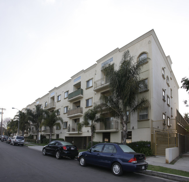 THE OAK, LLC in Los Angeles, CA - Foto de edificio - Building Photo