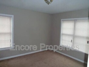 2004 Hart St in Durham, NC - Building Photo - Building Photo