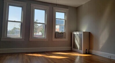 3133 N Calvert St in Baltimore, MD - Building Photo - Building Photo