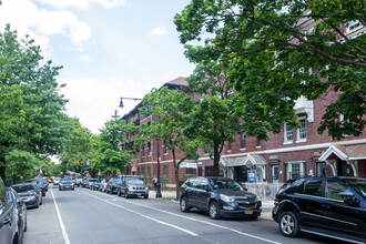 239 Brooklyn Avenue in Brooklyn, NY - Building Photo - Building Photo