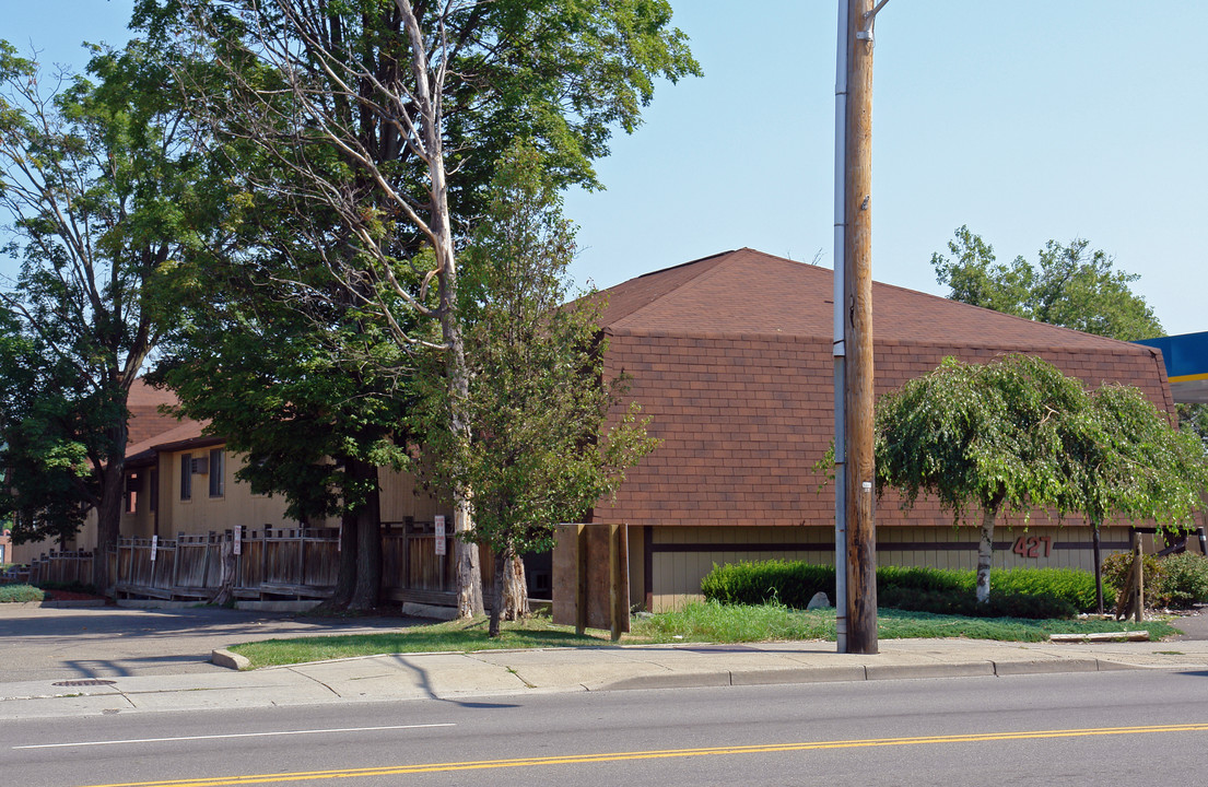 427 E Main St in Endicott, NY - Building Photo