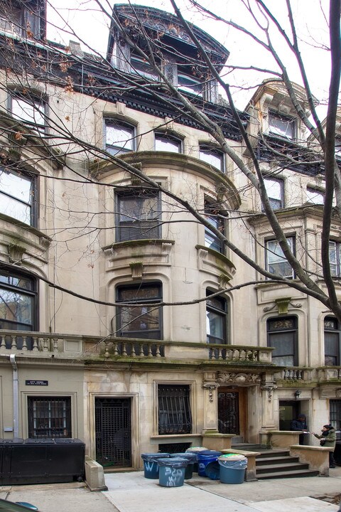 320 W 101st St in New York, NY - Foto de edificio
