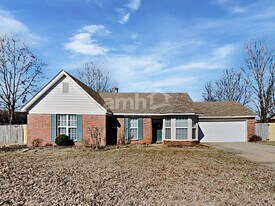 10452 Kristen Dr S in Olive Branch, MS - Building Photo