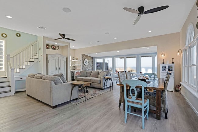 property at 76 Creek Rd