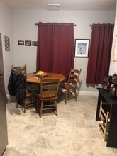 52 Nash St, Unit 2nd Floor in New Haven, CT - Building Photo - Building Photo