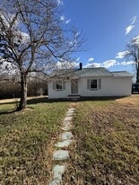 1470 Hilltop St in Albemarle, NC - Building Photo