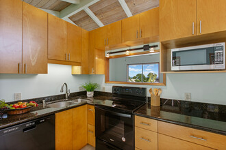 73-1078 Loloa Dr, Unit A in Kailua Kona, HI - Building Photo - Building Photo