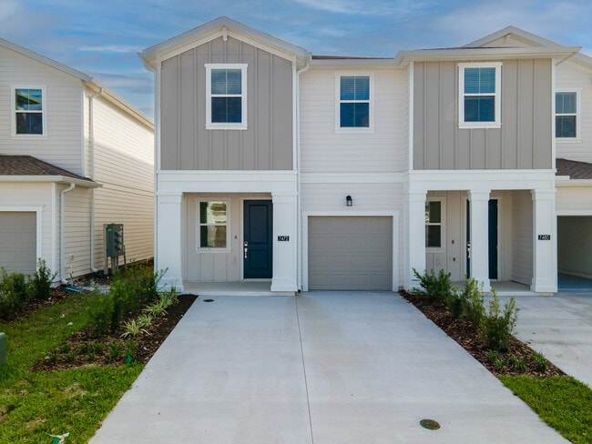 property at 7472 Stone Crk Trl