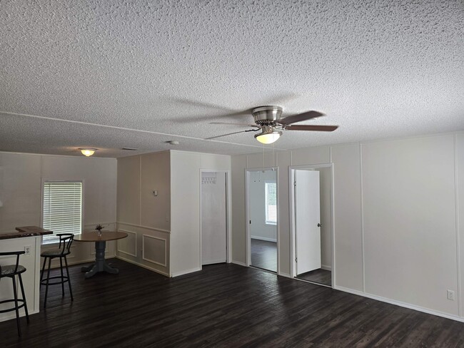 239 Thompson Cir in Tallahassee, FL - Building Photo - Building Photo