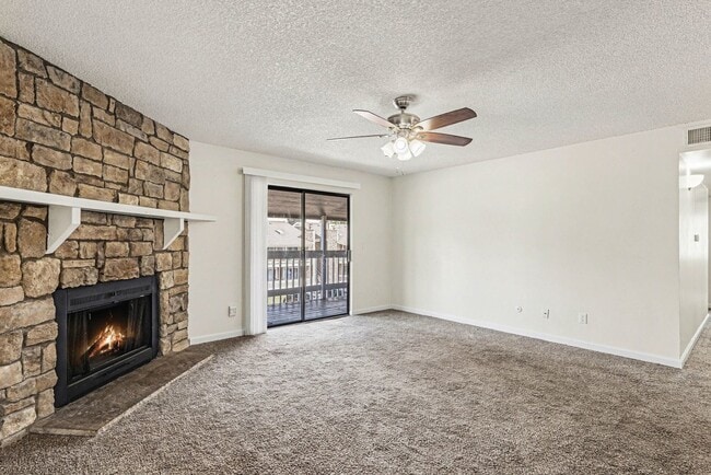 18004 E Ohio Ave in Aurora, CO - Building Photo - Building Photo