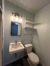 101 E Main St in Odon, IN - Foto de edificio - Building Photo