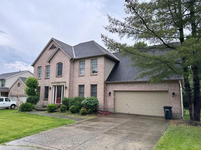 2355 Henesy Ln in Fairfield, OH - Building Photo - Building Photo