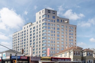 Roosevelt Parc in Jackson Heights, NY - Building Photo - Building Photo