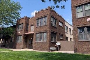 Redmond Apartments in Minneapolis, MN - Building Photo