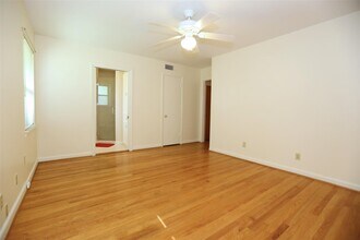 3535 Durhill St in Houston, TX - Building Photo - Building Photo