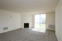 Woodside Apartments in Lakeside, CA - Building Photo - Interior Photo