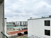 2816 S Bartell Dr photo'