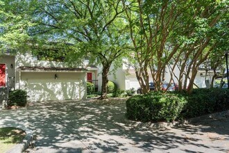 3 Gilbert Trail NE in Atlanta, GA - Building Photo - Building Photo