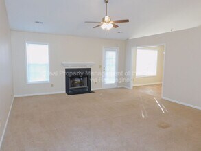 600 Pecan Ridge Cir in Kernersville, NC - Building Photo - Building Photo