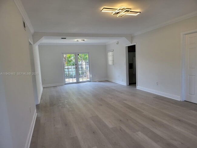 2330 SW 31st Ave in Miami, FL - Building Photo - Building Photo