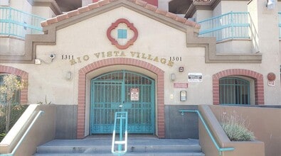 1310 Rio Vista Ave in Los Angeles, CA - Building Photo - Building Photo