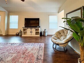 307 Andesite Trl in Buda, TX - Building Photo - Building Photo