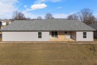 3513 Old Hopper Rd in Cape Girardeau, MO - Building Photo - Building Photo