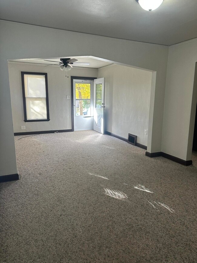 1914 Garfield Ave in Sheboygan, WI - Building Photo - Building Photo