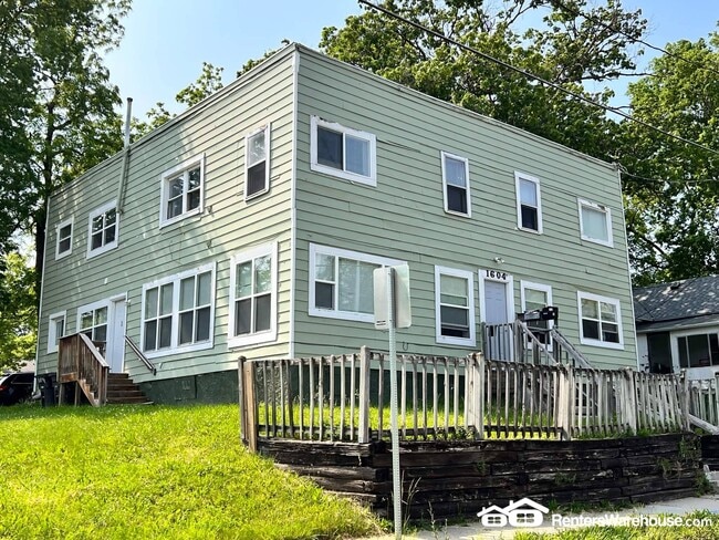 property at 1604 16th St