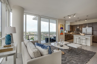 Amaray Las Olas by Windsor in Fort Lauderdale, FL - Building Photo