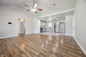 5014 Yellowstone Blvd in Houston, TX - Building Photo - Building Photo